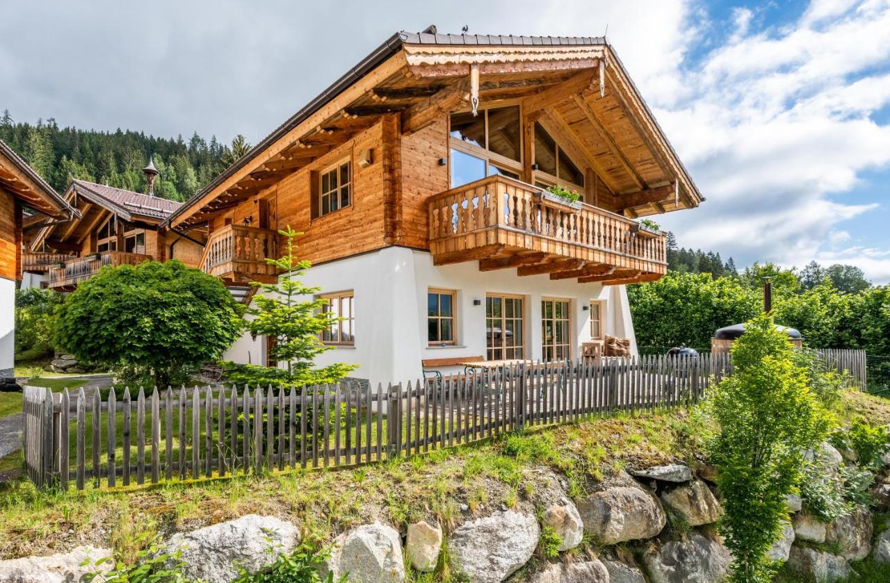 Chaletdorf Am Sonnenhang Нойкирхен-ам-Гросфенедигер Экстерьер фото