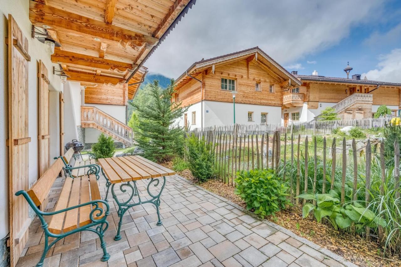 Chaletdorf Am Sonnenhang Нойкирхен-ам-Гросфенедигер Экстерьер фото