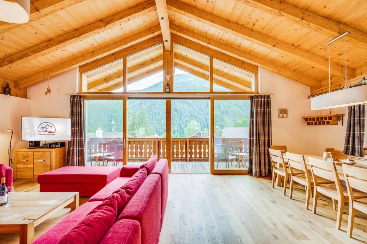 Chaletdorf Am Sonnenhang Нойкирхен-ам-Гросфенедигер Экстерьер фото