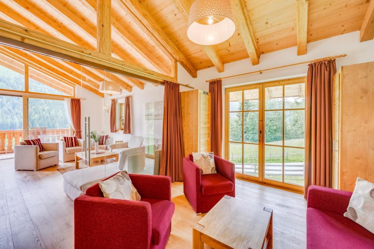 Chaletdorf Am Sonnenhang Нойкирхен-ам-Гросфенедигер Экстерьер фото