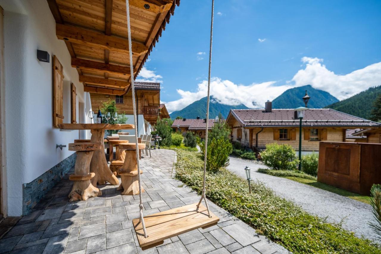 Chaletdorf Am Sonnenhang Нойкирхен-ам-Гросфенедигер Экстерьер фото