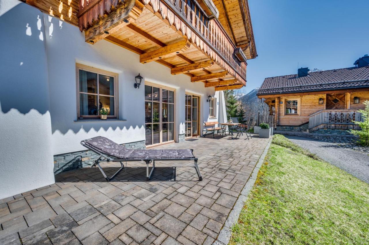 Chaletdorf Am Sonnenhang Нойкирхен-ам-Гросфенедигер Экстерьер фото